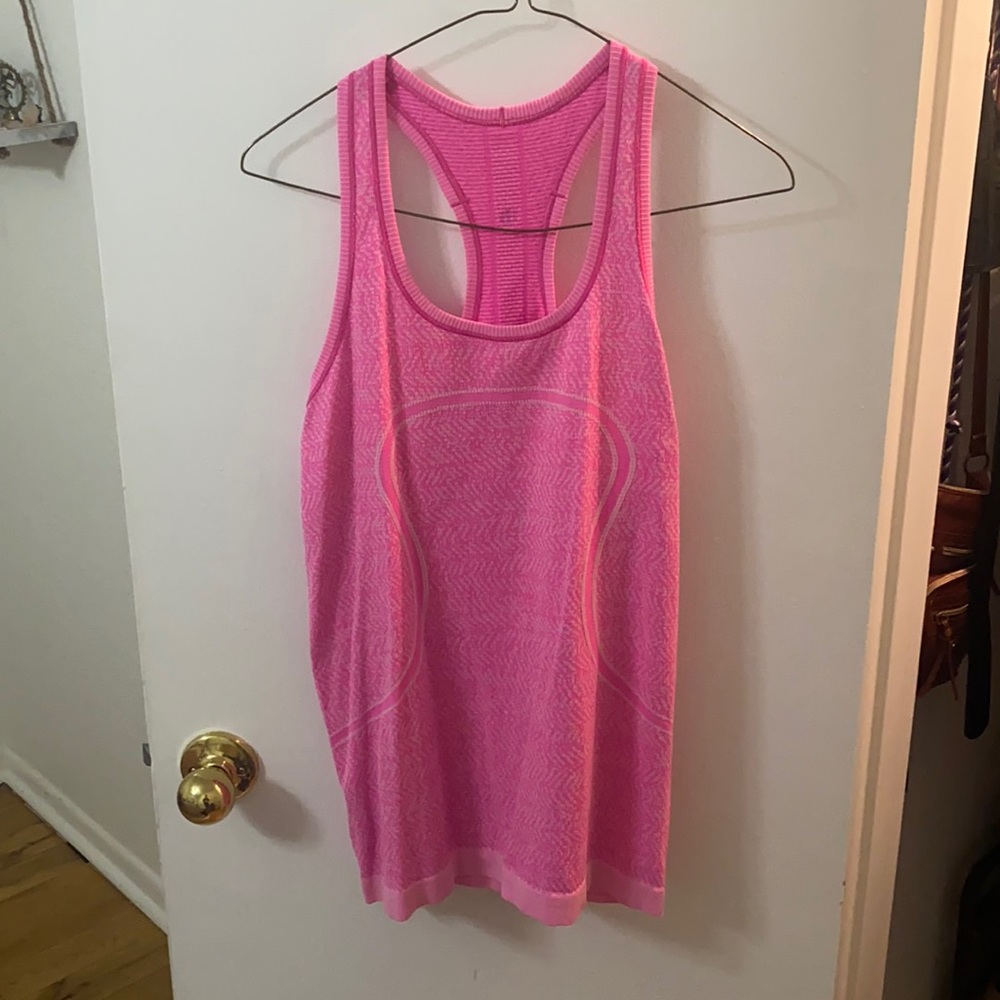 Lululemon tank top